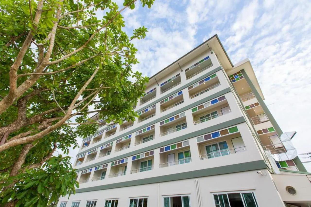 Harmonize Hotel Chiang Mai Buitenkant foto
