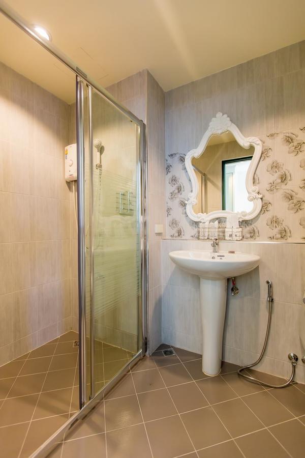 Harmonize Hotel Chiang Mai Buitenkant foto